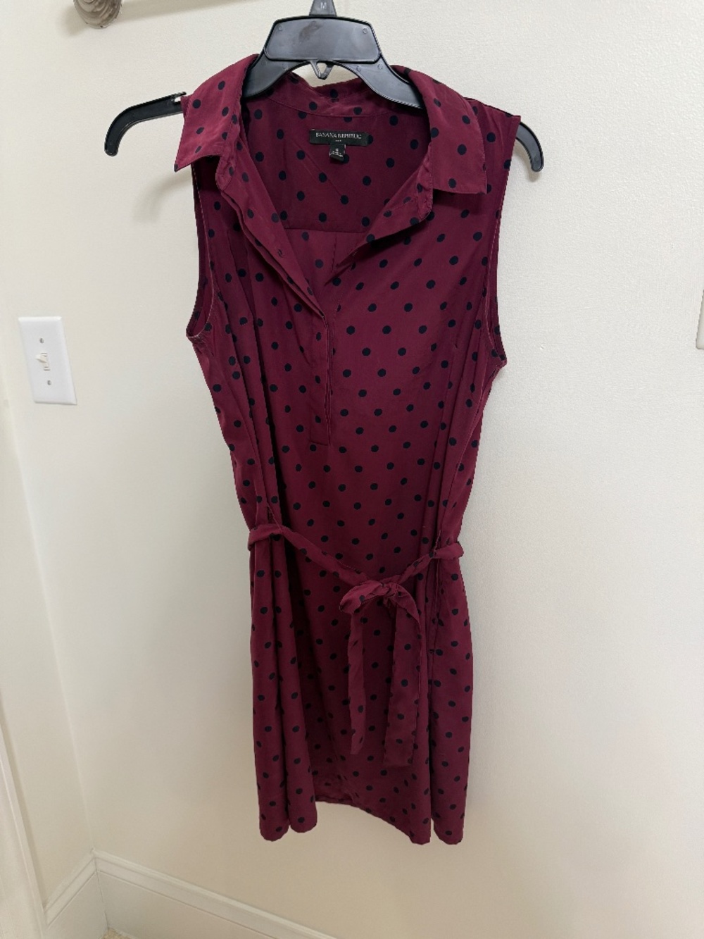 Banana Republic Burgundy Polka Dot Sleeveless Shirt Dress Size 8 - Picture 1 of 4